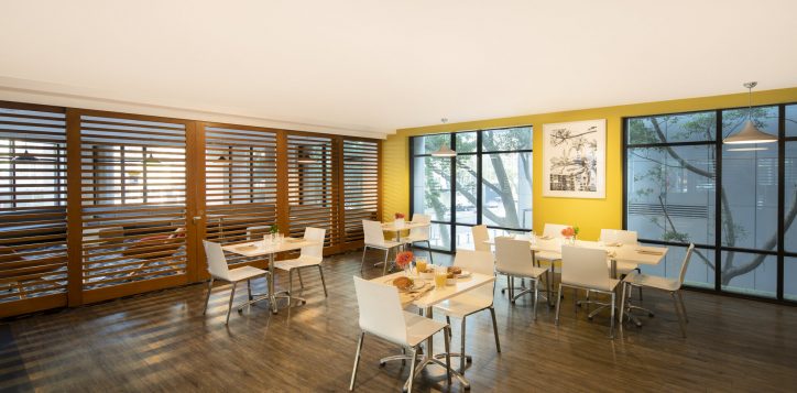restaurant_img2-2-2