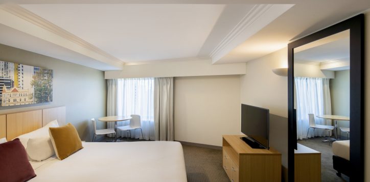 superior_king_room_img1-2-2-2