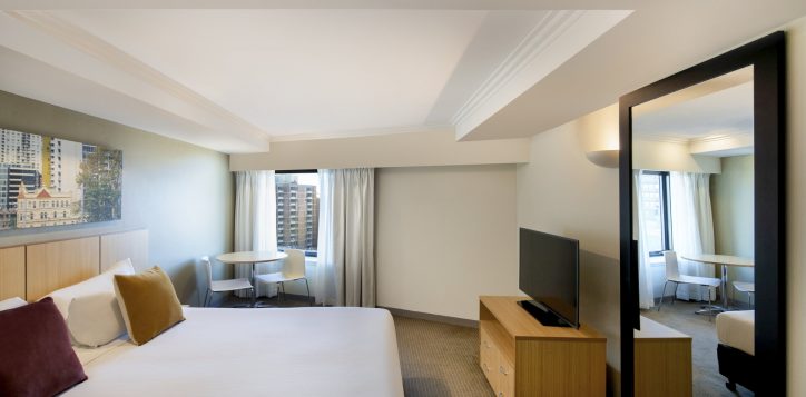 superior_king_room_img2-2
