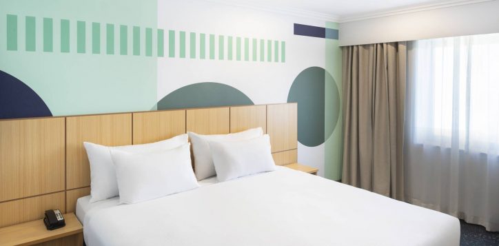 light-wall-paper-bed-angled-2
