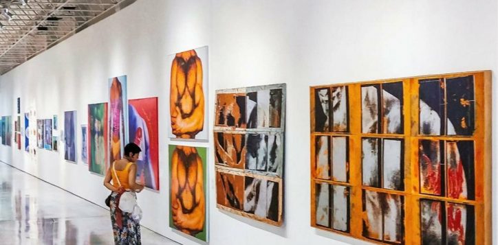 neutral-modern-fashion-website-2